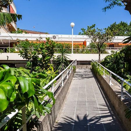Vivendos Apartment Torremolinos Bagian luar foto